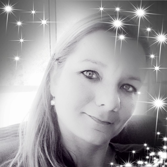 Meet your Posher, Teresa - Picture 1 of 1